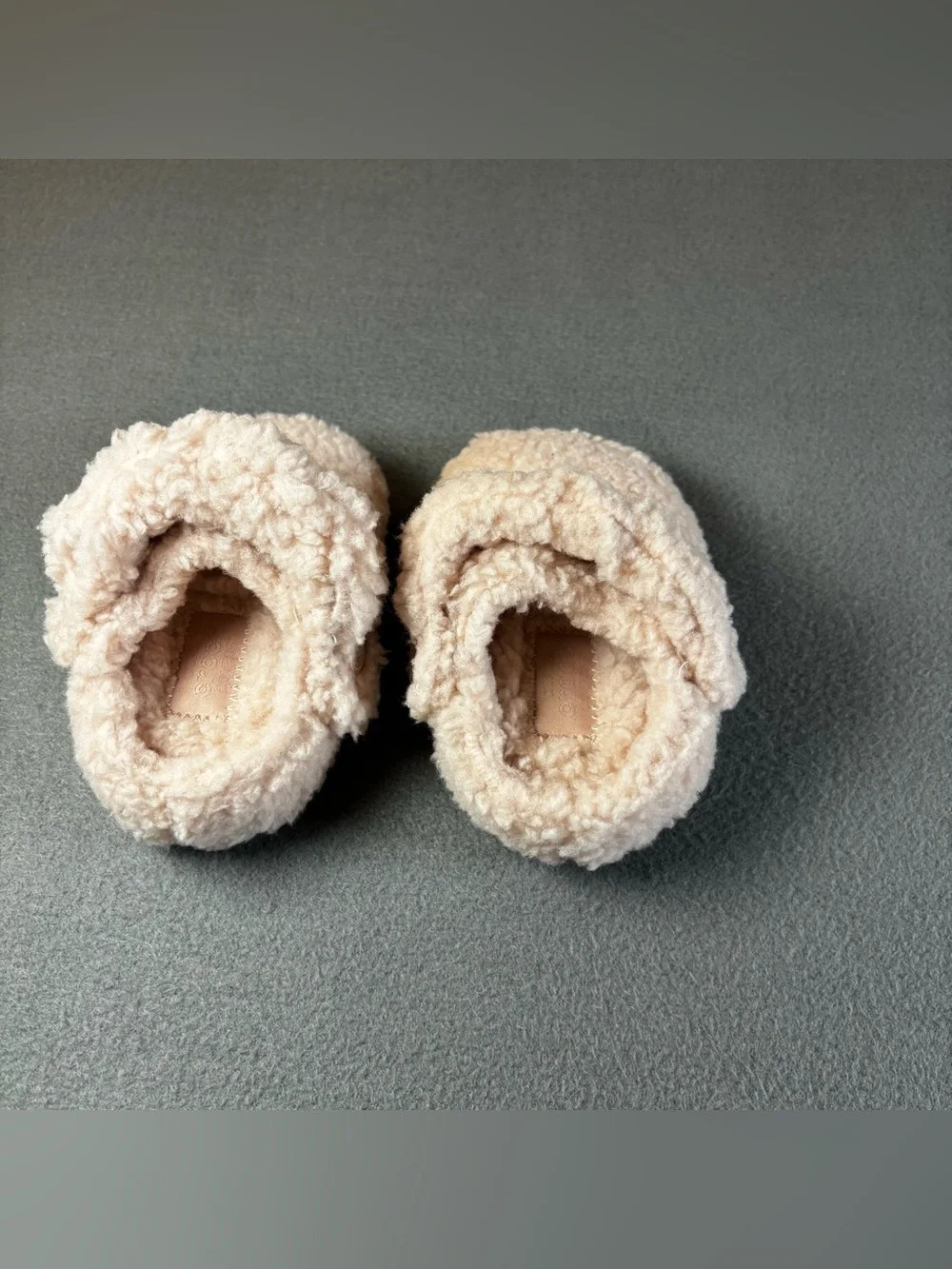 Crocs Classic Cozzzy Slipper Pink Clay toddler Size 4C